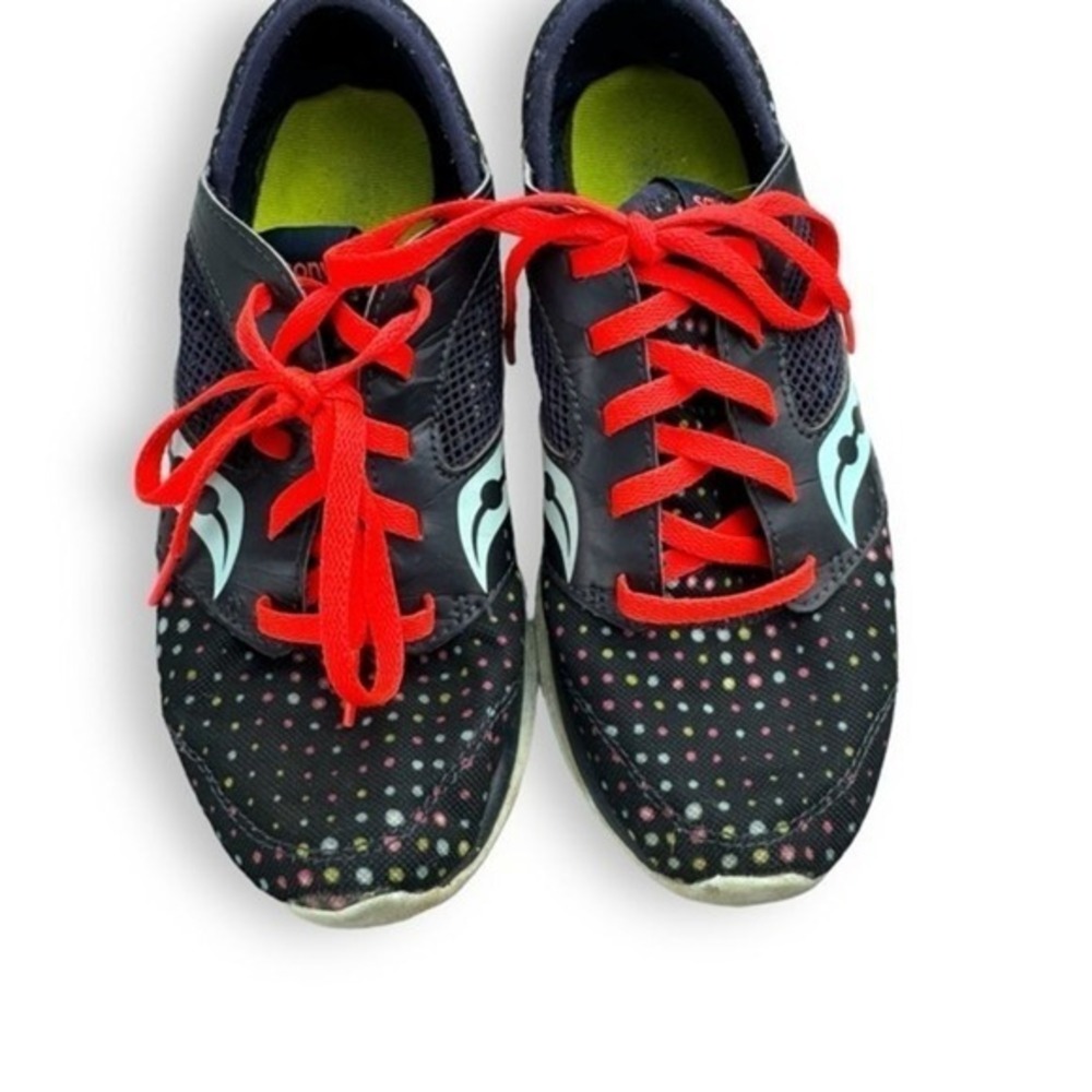Saucony Polka Dot Running Shoes Athletic‎ Sneakers Tennis Shoes Womens Size 7.5
